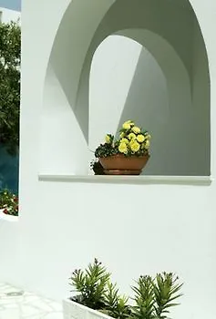 Matas' Apartment Tinos